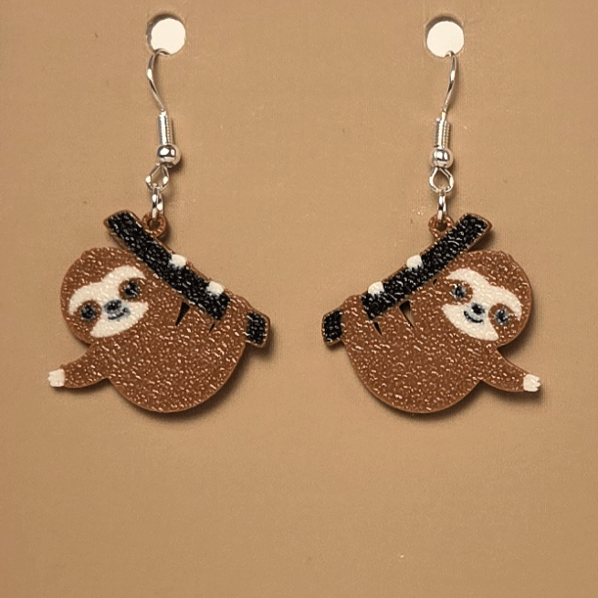 Boucle d'oreille en forme de Paresseux - Hypoallergénique