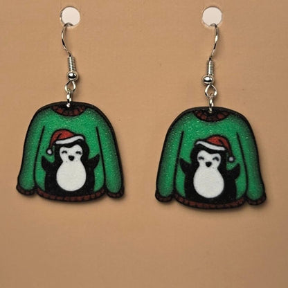 Boucle d'oreille en forme de Chandail Pingouin hivernale avec crochets hypoallergéniques sans nickel