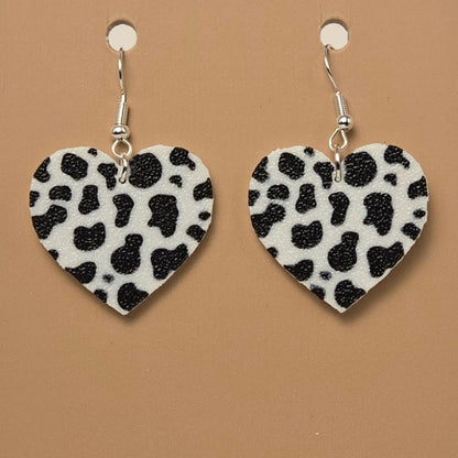 Boucle d'oreille en forme de Coeur Vache imprimée en 3D avec crochets hypoallergéniques sans nickel