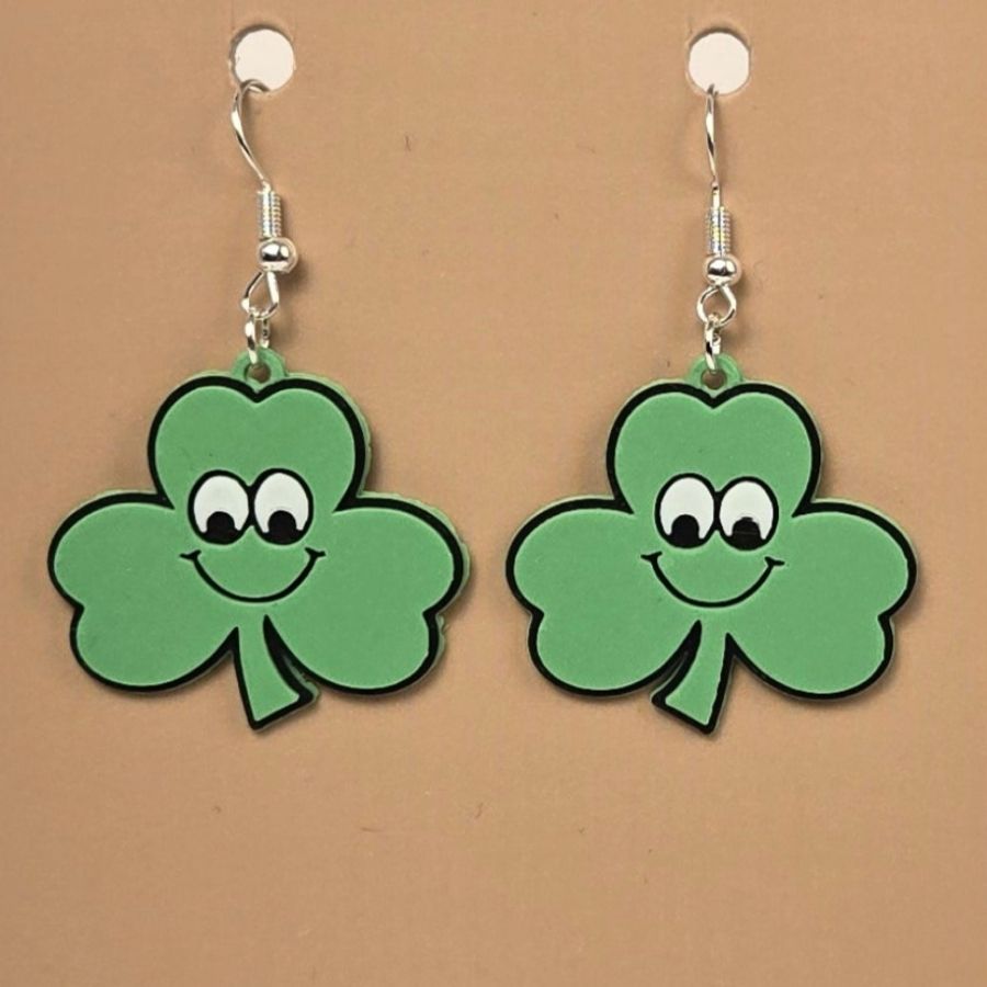Boucle d'oreille en forme de trèfle 3 feuilles symbolique avec crochets hypoallergéniques sans nickel