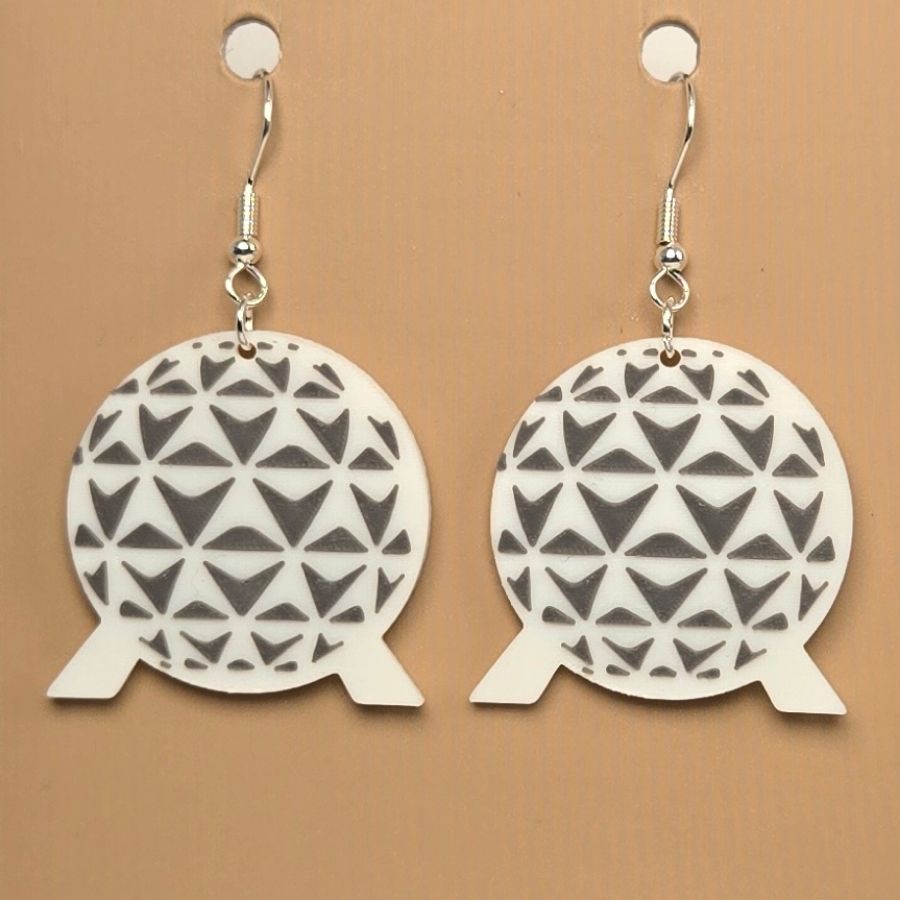 Boucle d'oreille en forme de Vaisseau Spacial Disney avec crochets hypoallergéniques sans nickel