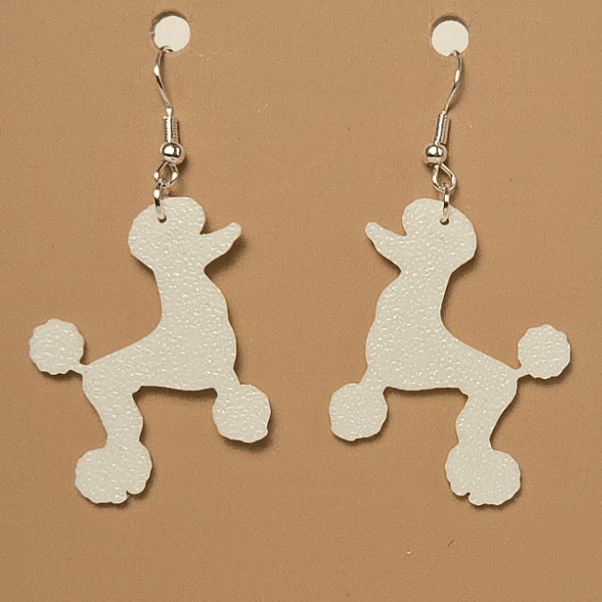 Boucle d'oreille en forme de Caniche - Hypoallergénique